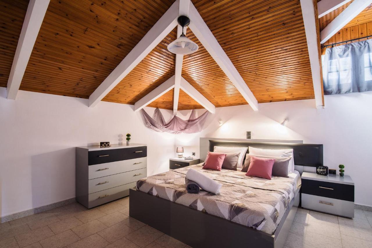 Villa Corali Apartments Sea Breath & Pool أمودي المظهر الخارجي الصورة
